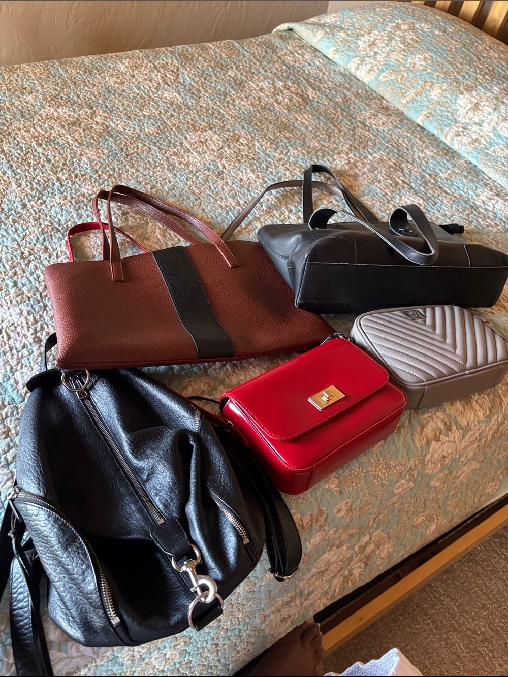 Women’s Red Leather Crossbody Bag - Unbranded